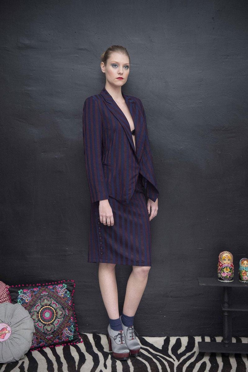 Veste Antoinette Indigo - Collection Classicos Veste Antoinette Indigo - Collection Classicos