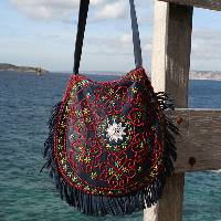 Sac cuir besace brod� Apache